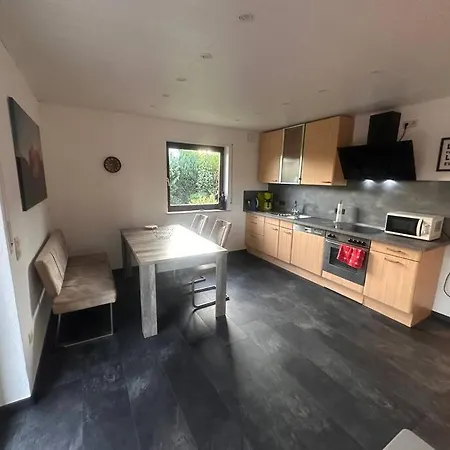 Elly In Ersen Liebenau (Hessen)