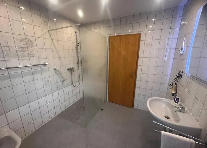 Elly In Ersen Liebenau (Hessen)