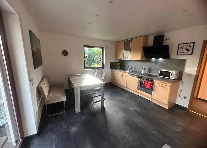 Elly In Ersen Liebenau (Hessen)